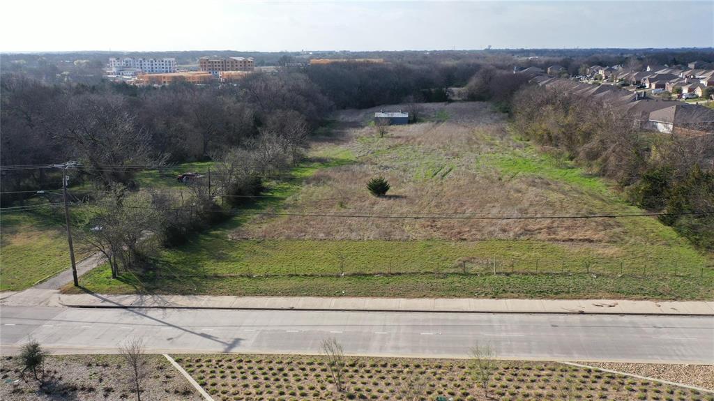 611 W White Street Property Photo 5