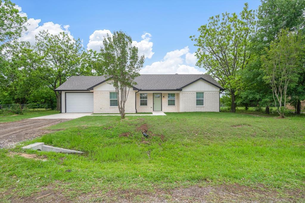 1015 W Park Drive Property Photo 23