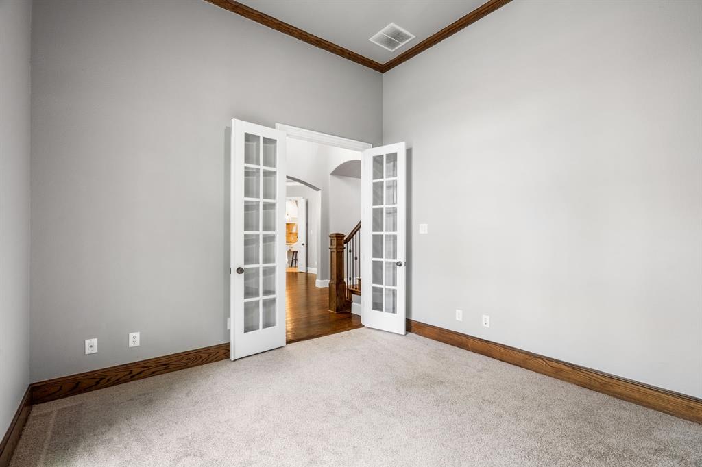 13696 Thornton Drive Property Photo 10