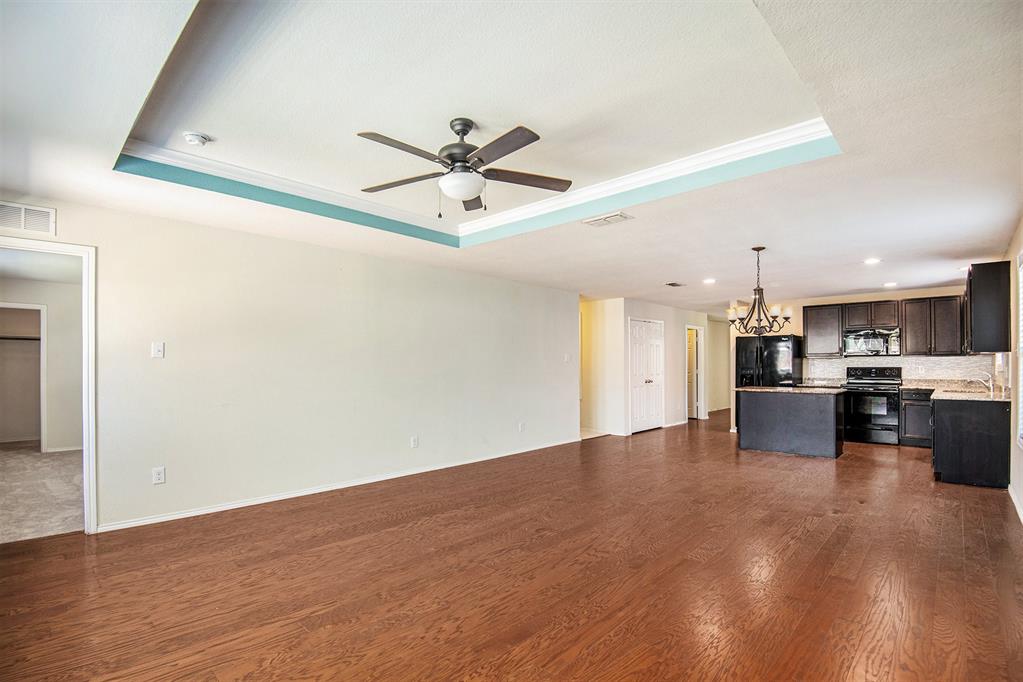 304 Chert Lane Property Photo 4