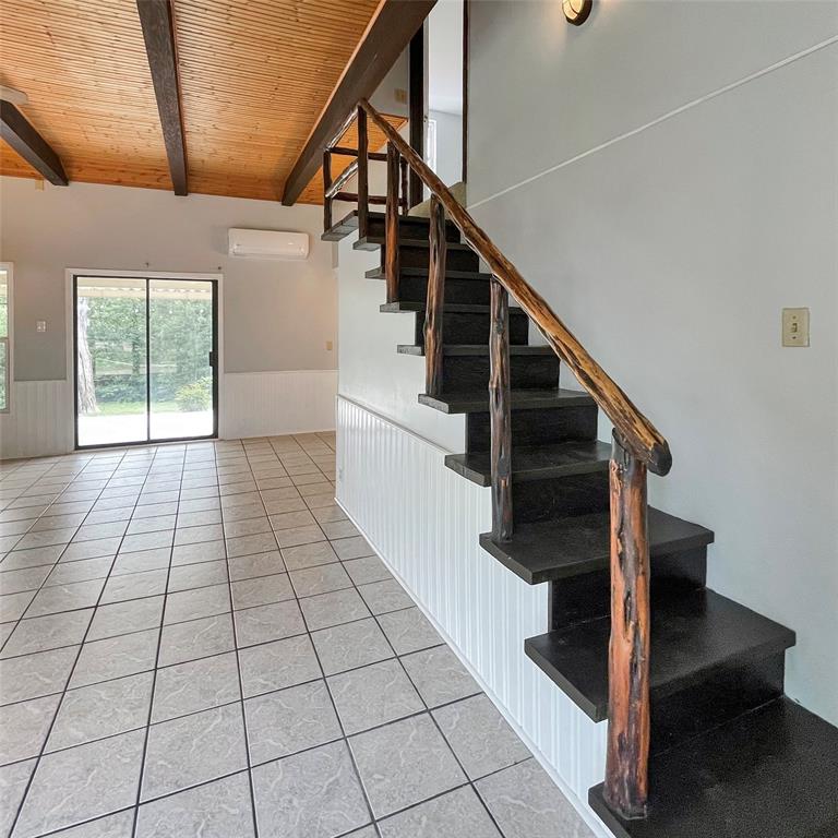 138 Seminole Trail Property Photo 6