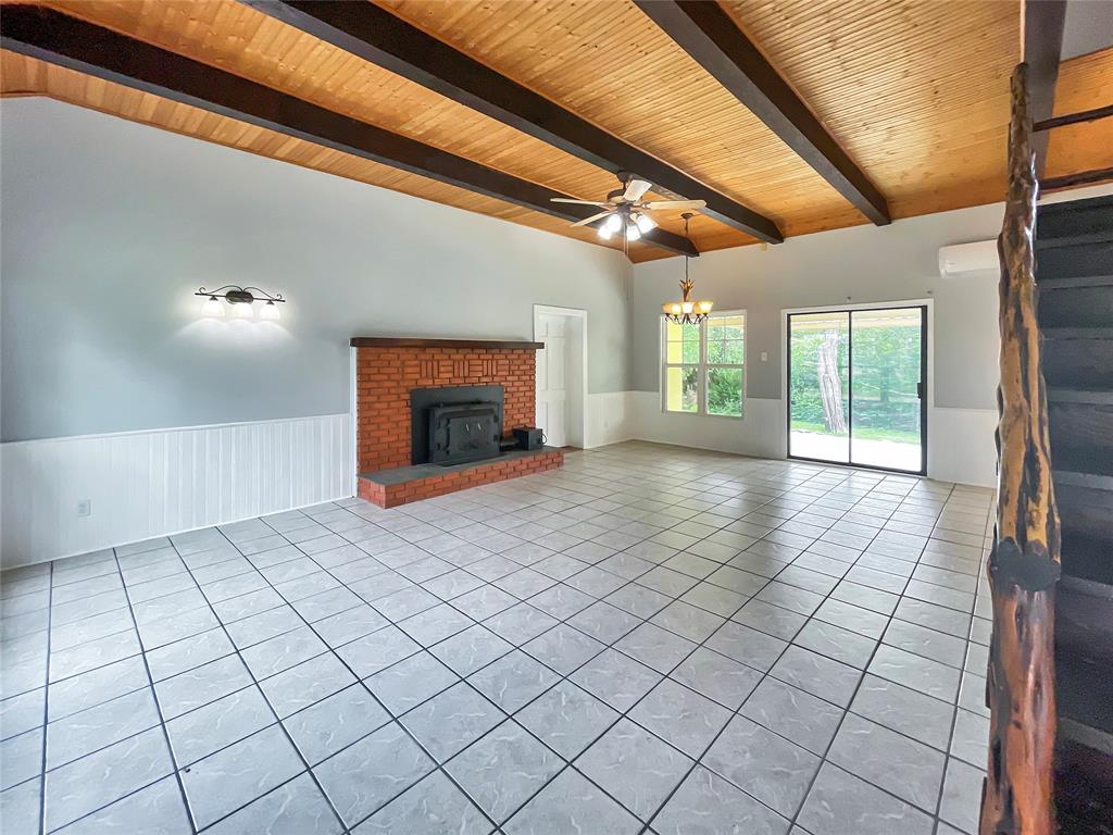 138 Seminole Trail Property Photo 7