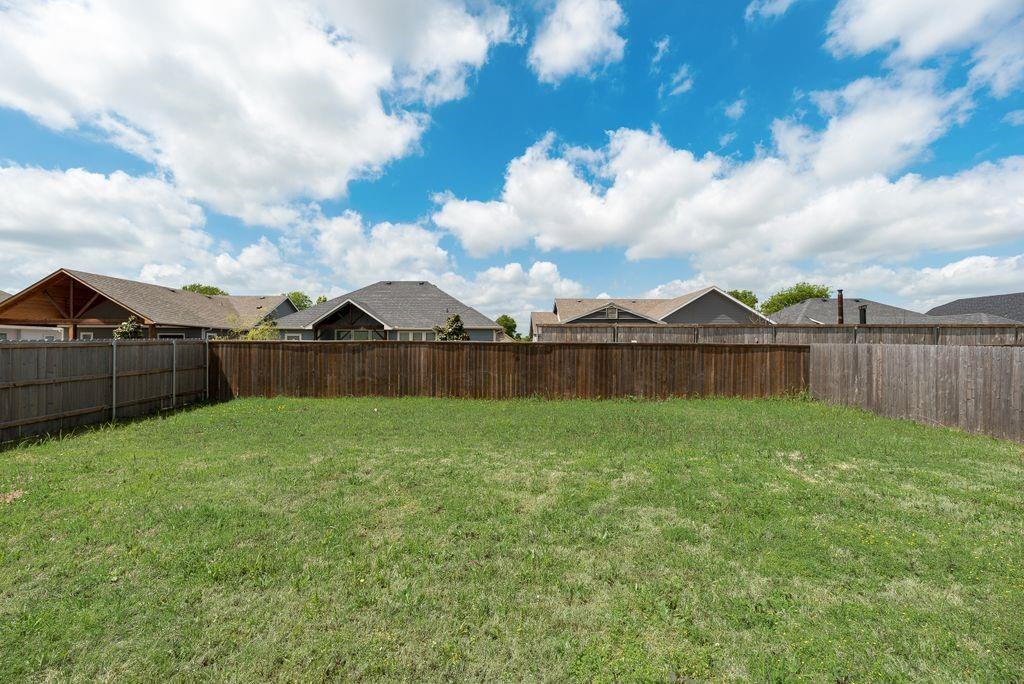 109 Vaughn Meadows Drive Property Photo 7