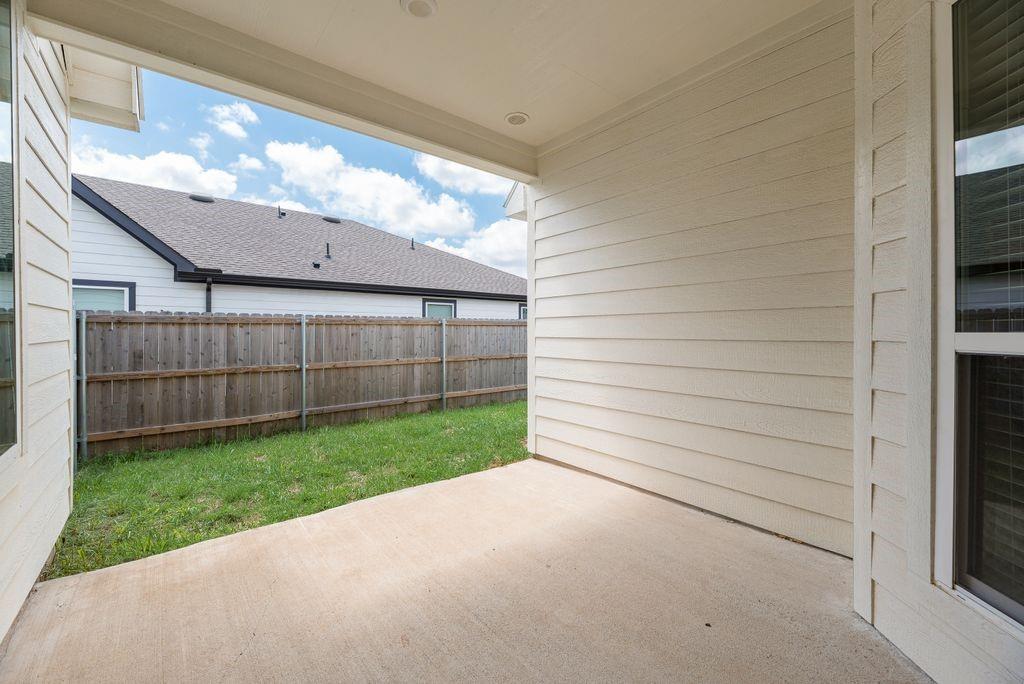 109 Vaughn Meadows Drive Property Photo 24