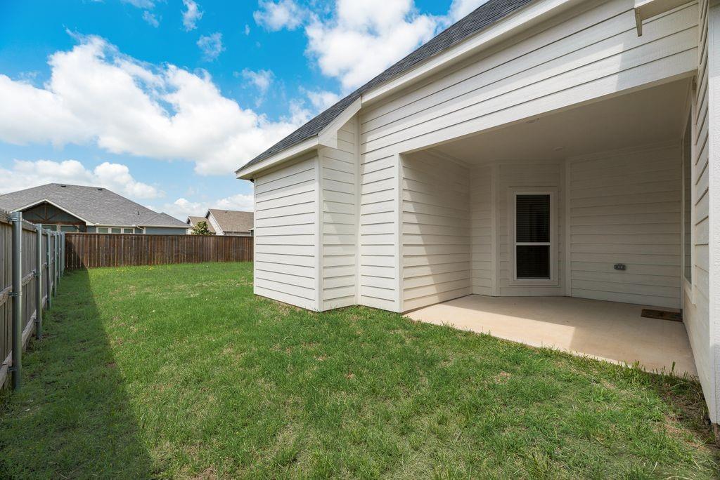 109 Vaughn Meadows Drive Property Photo 25