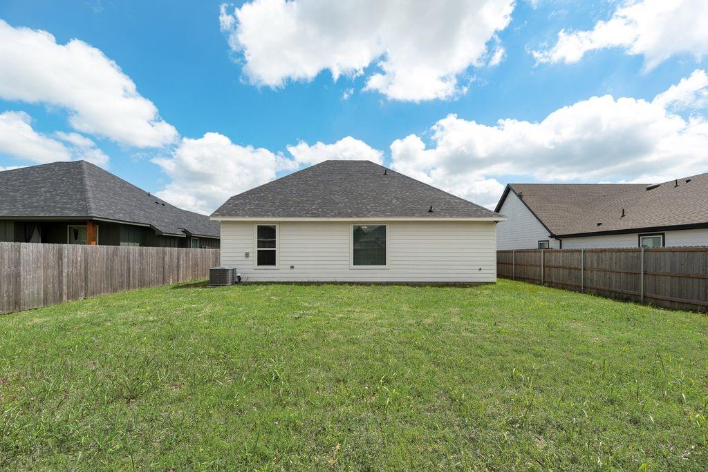 109 Vaughn Meadows Drive Property Photo 26