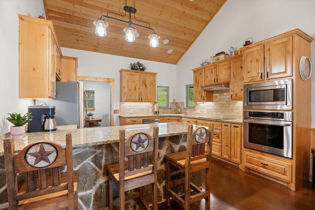 3318 Cr 302 Property Photo 7
