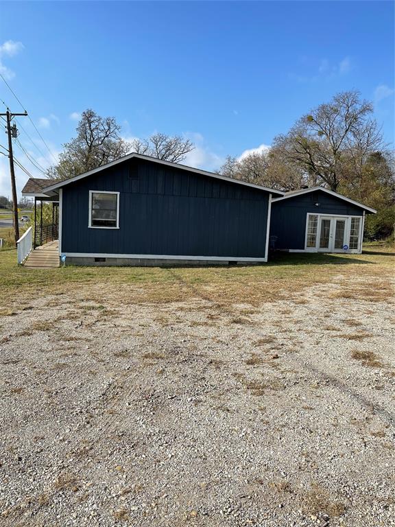 212 E Highway 67 Property Photo 2