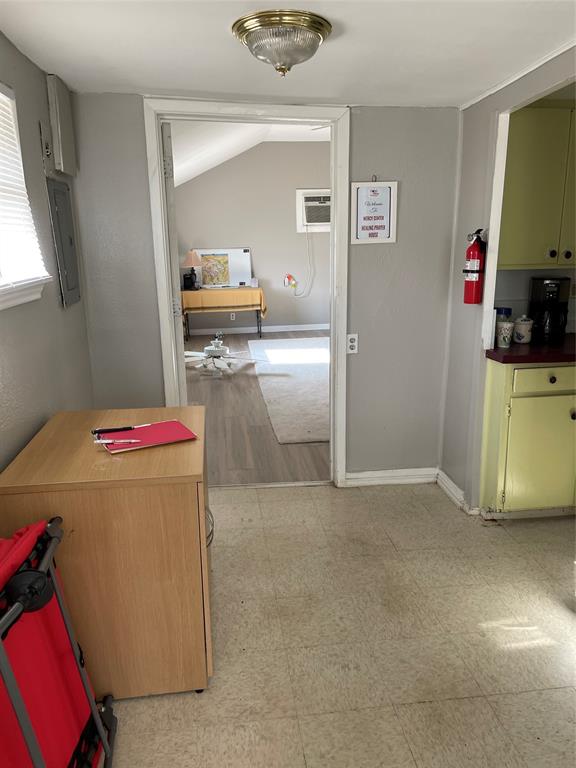 212 E Highway 67 Property Photo 6