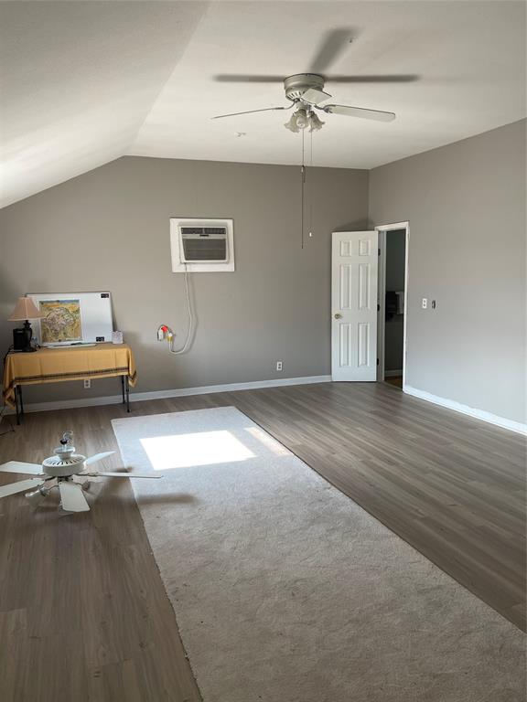 212 E Highway 67 Property Photo 8