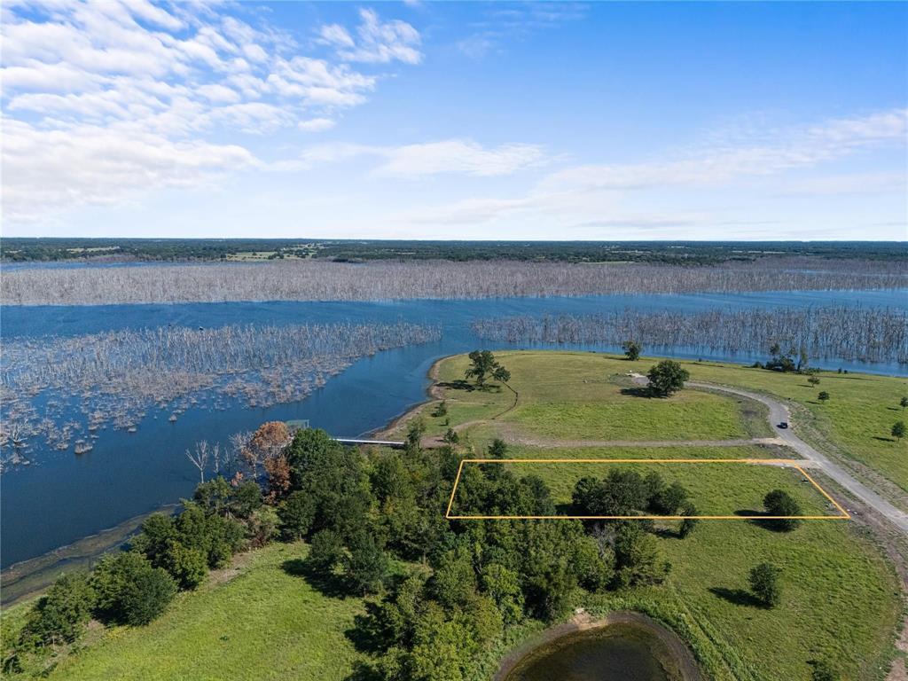 515 Shoreline Drive