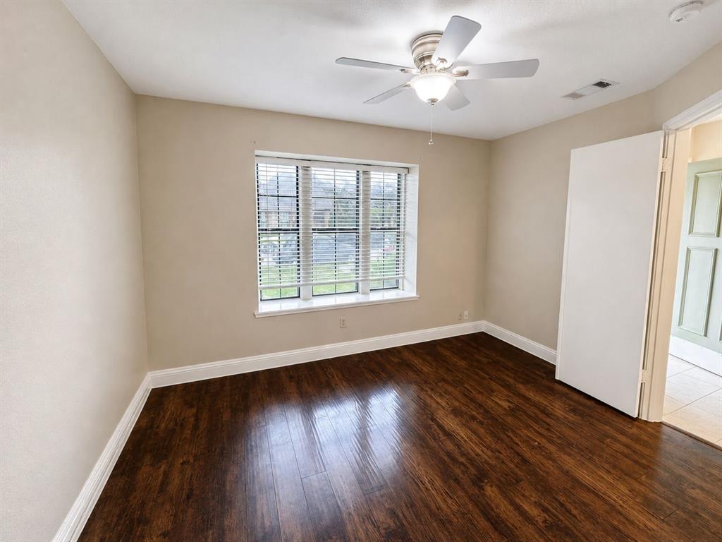 550 Lee Drive Property Photo 9