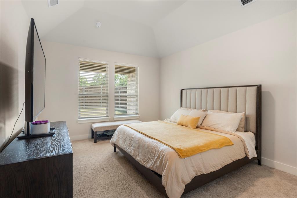 3906 Southbend Drive Property Photo 6