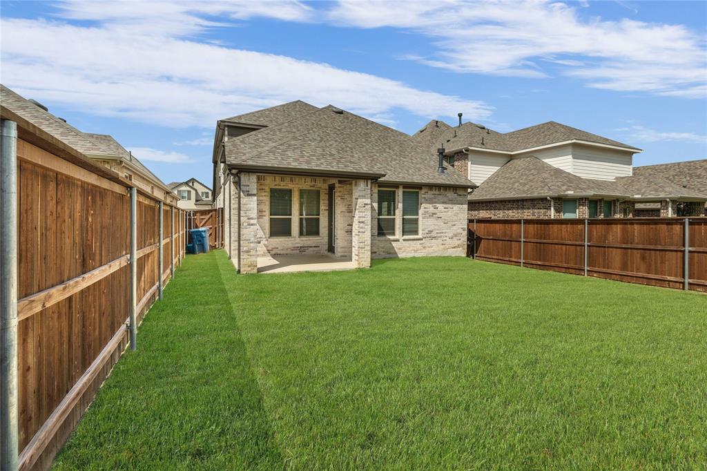 3906 Southbend Drive Property Photo 12