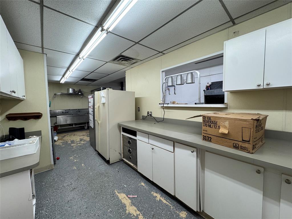 305 Lipan Property Photo 10