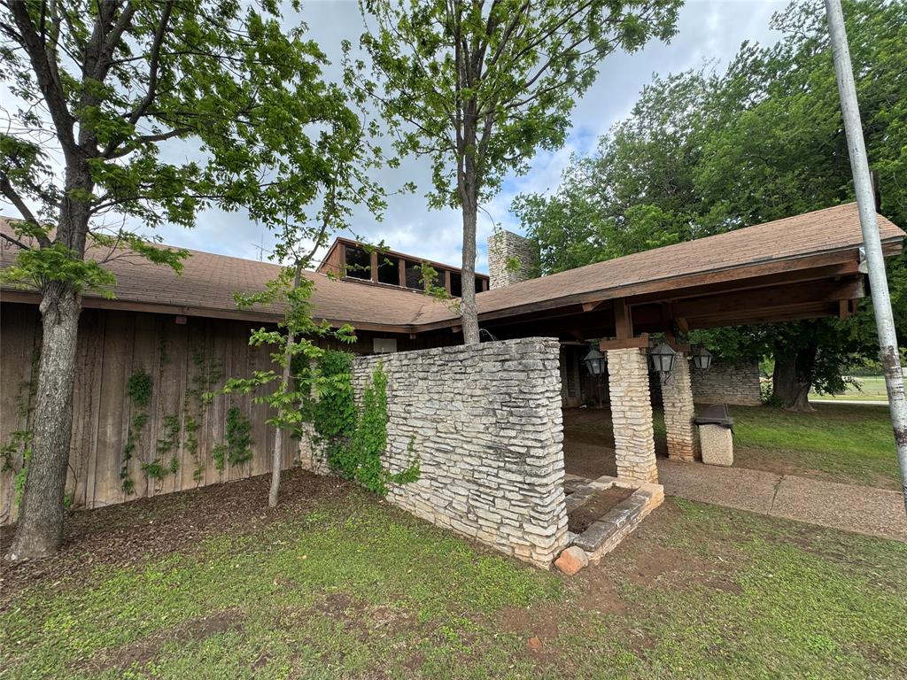 305 Lipan Property Photo 33