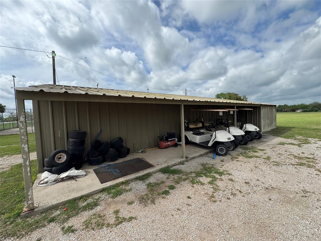 305 Lipan Property Photo 37