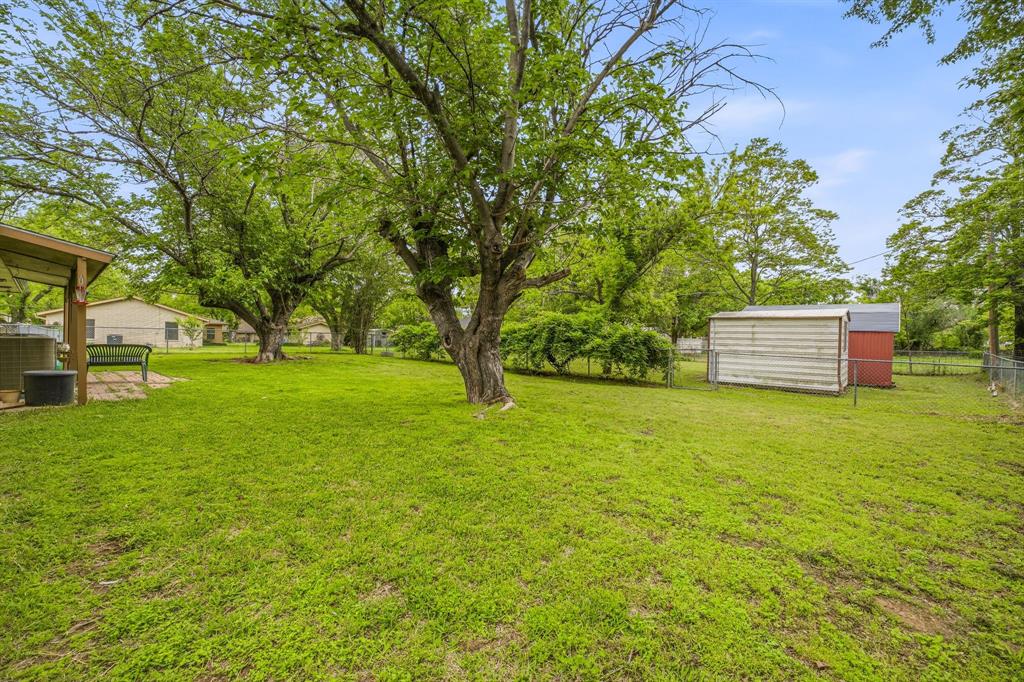 200 E Plum Avenue Property Photo 21