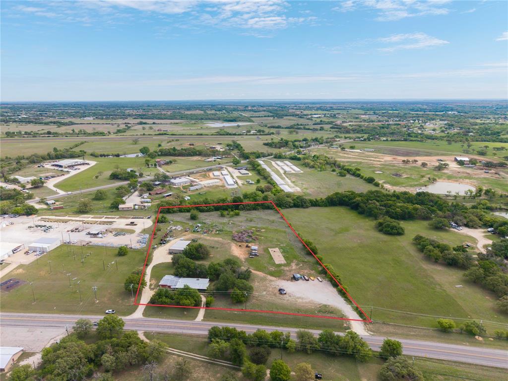 1025 S Us Highway 281 Property Photo 4