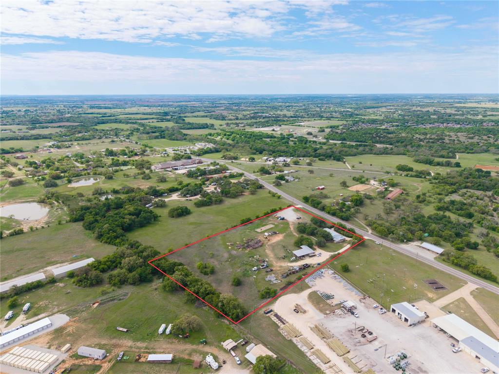 1025 S Us Highway 281 Property Photo 5