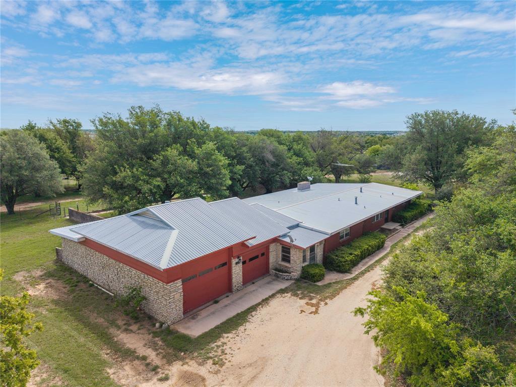 1025 S Us Highway 281 Property Photo 6
