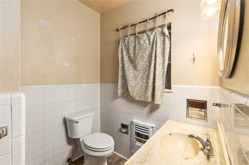 1025 S Us Highway 281 Property Photo 23
