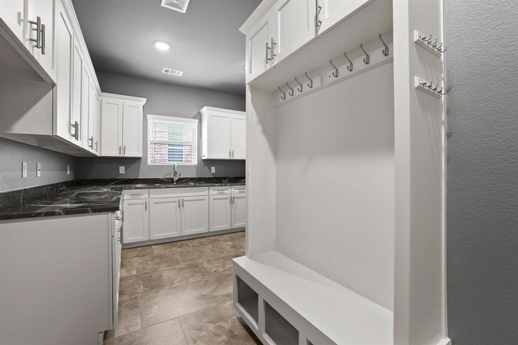 3832 Fawn Meadow Trail Property Photo 24