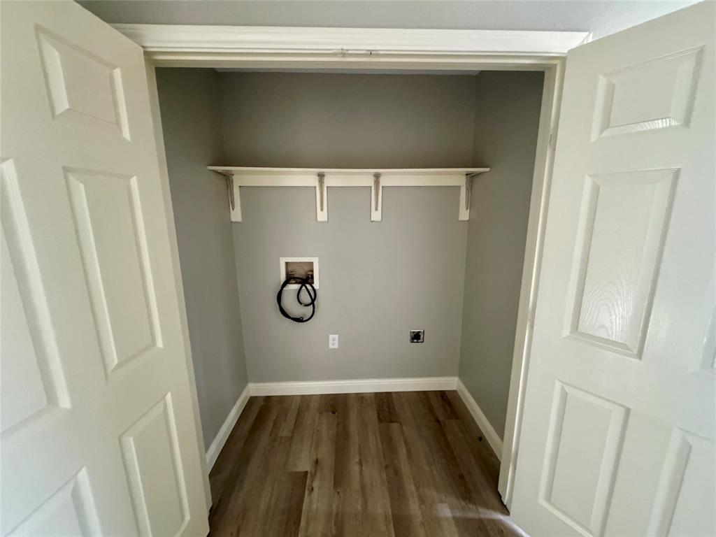 301 Fairview Property Photo 7