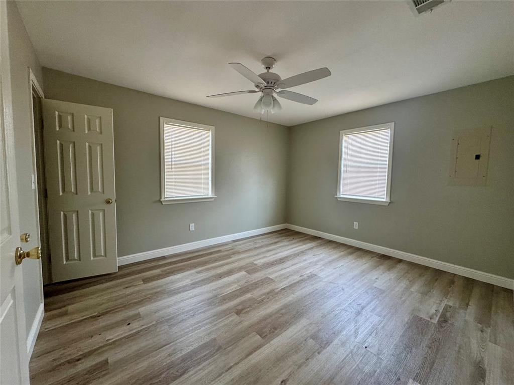 301 Fairview Property Photo 9