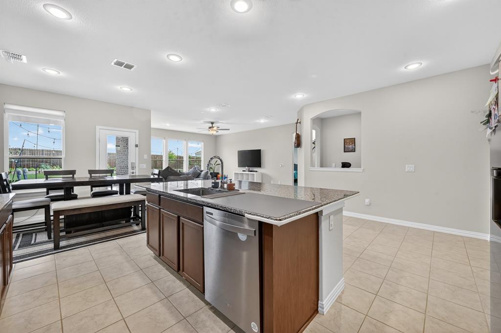 11320 Twisting Peak Road Property Photo 9