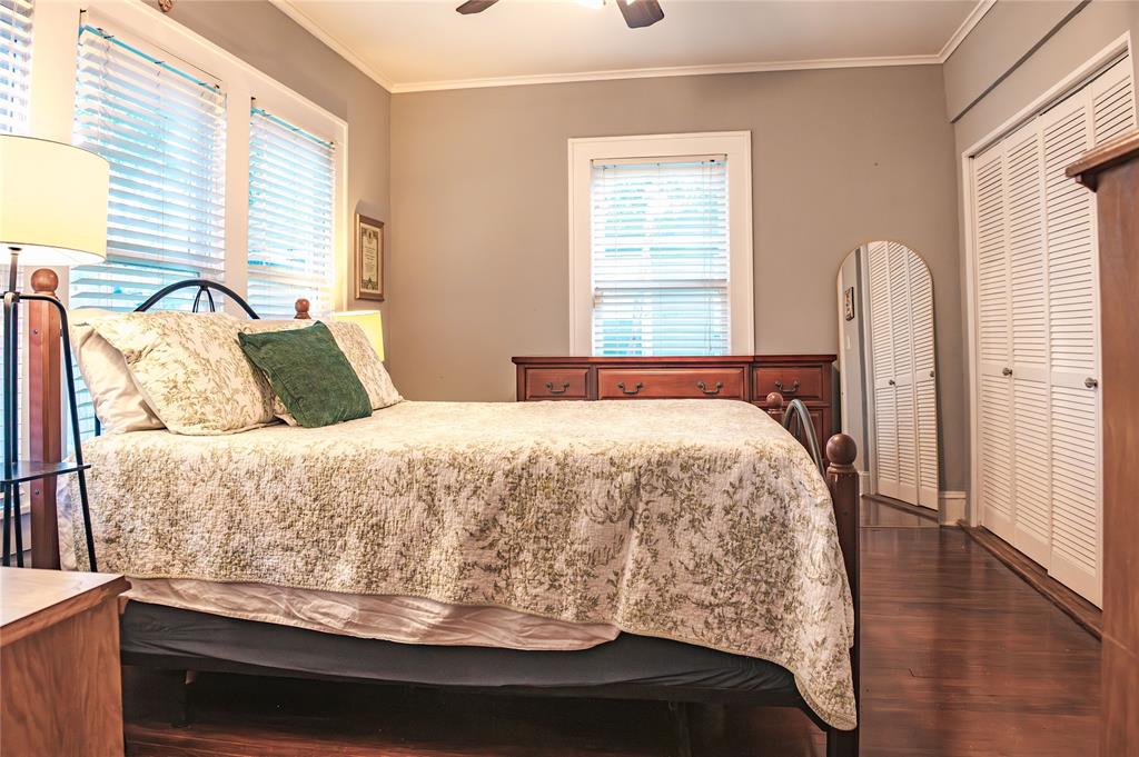 3467 Beverly Property Photo 9
