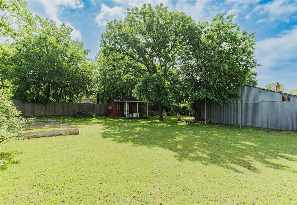 510 W Walnut Street Property Photo 37
