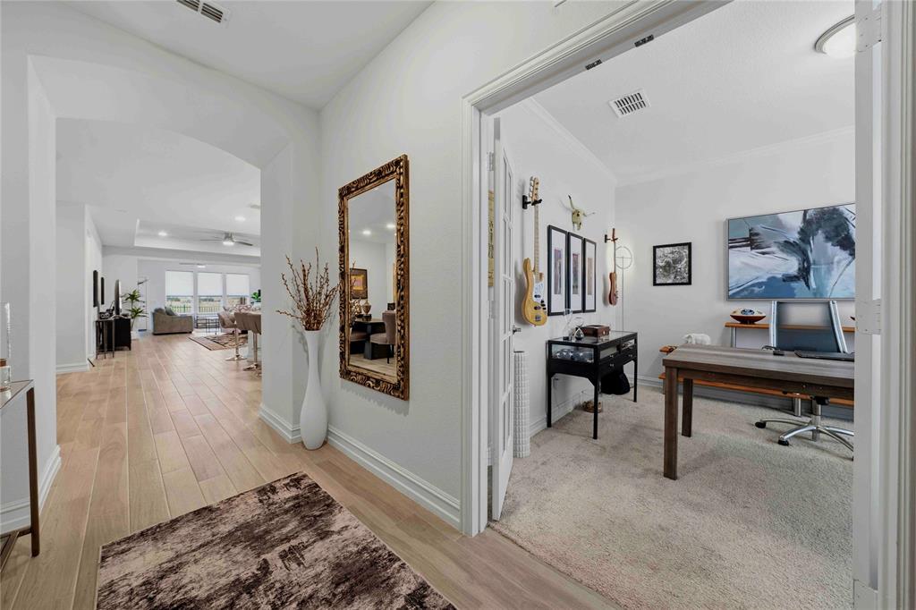 1000 Memorial Drive Property Photo 4