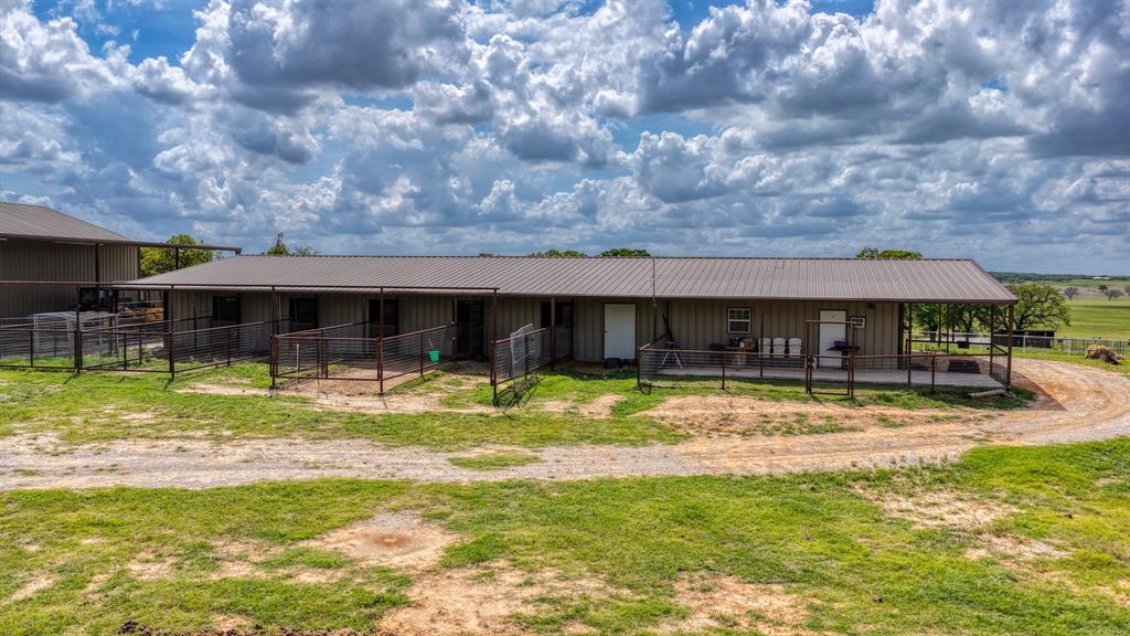 303 Private Road 3365 Property Photo 6