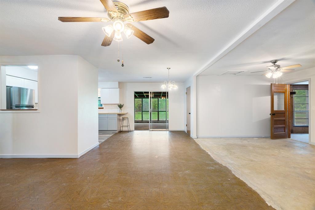 3546 E 2000 Road Property Photo 4
