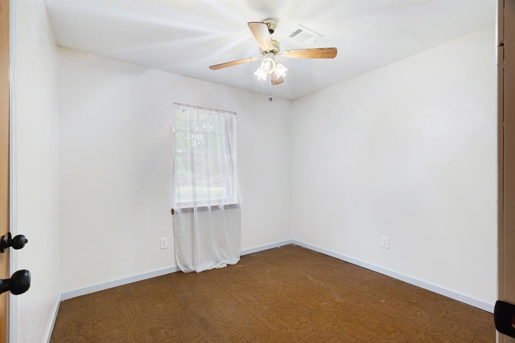 3546 E 2000 Road Property Photo 12