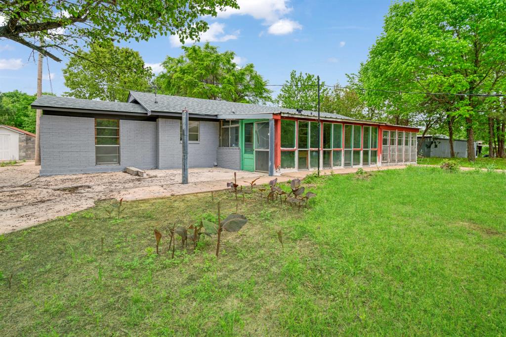 3546 E 2000 Road Property Photo 18