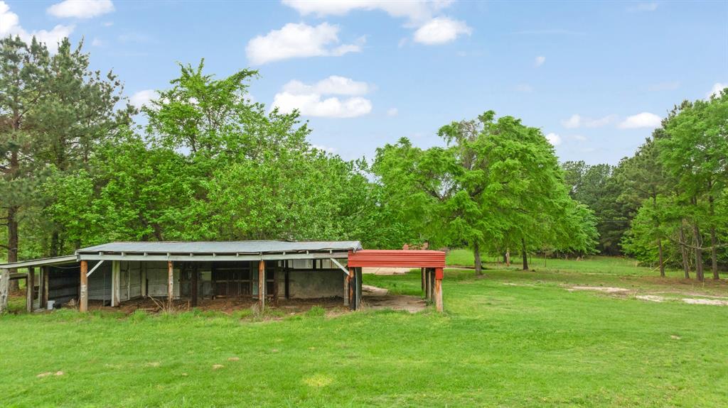 3546 E 2000 Road Property Photo 23