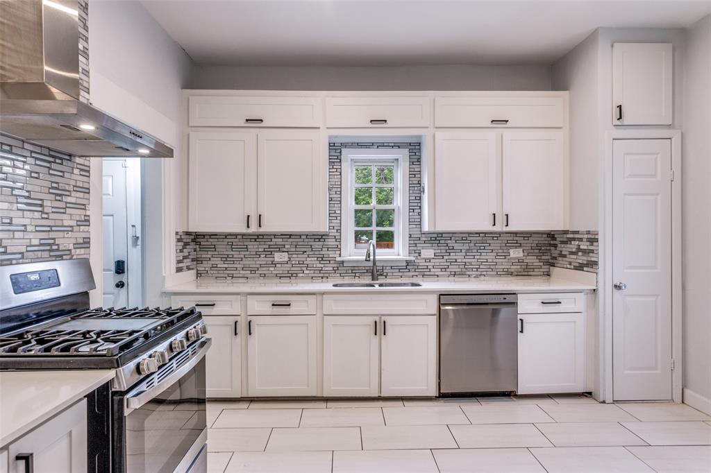 1810 5th Avenue Property Photo 5