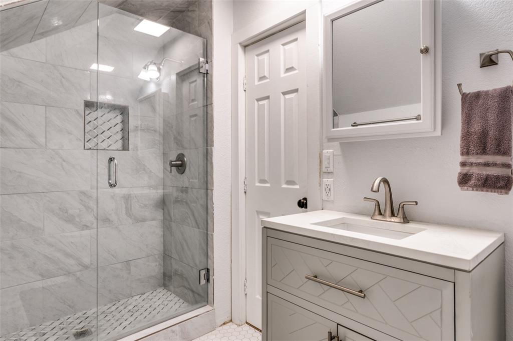 1810 5th Avenue Property Photo 13