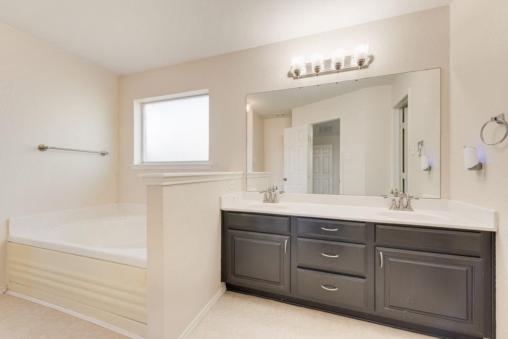 9320 Rhea Court Property Photo 28