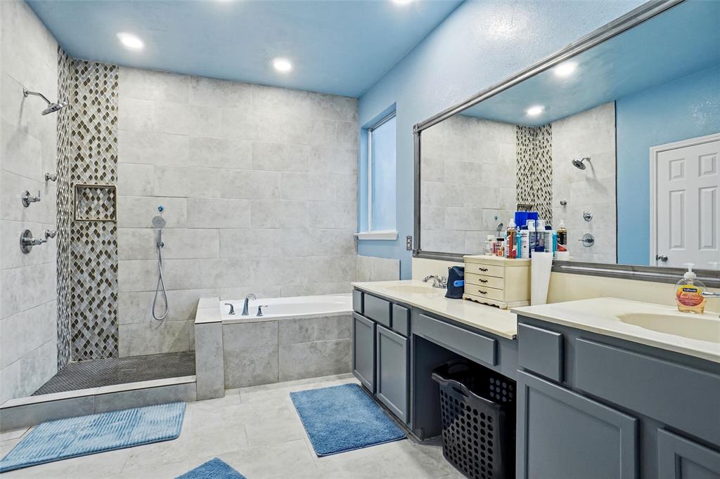 2509 Johnson Drive Property Photo 8