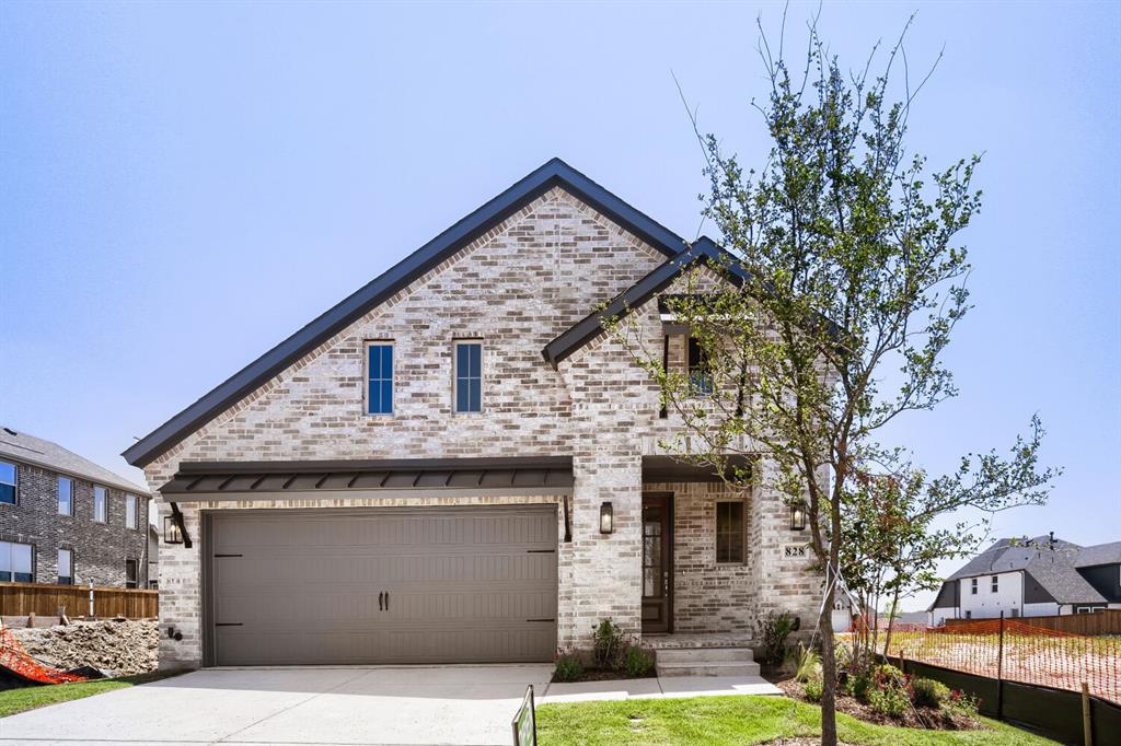 828 Stone Grove Road Property Photo 1