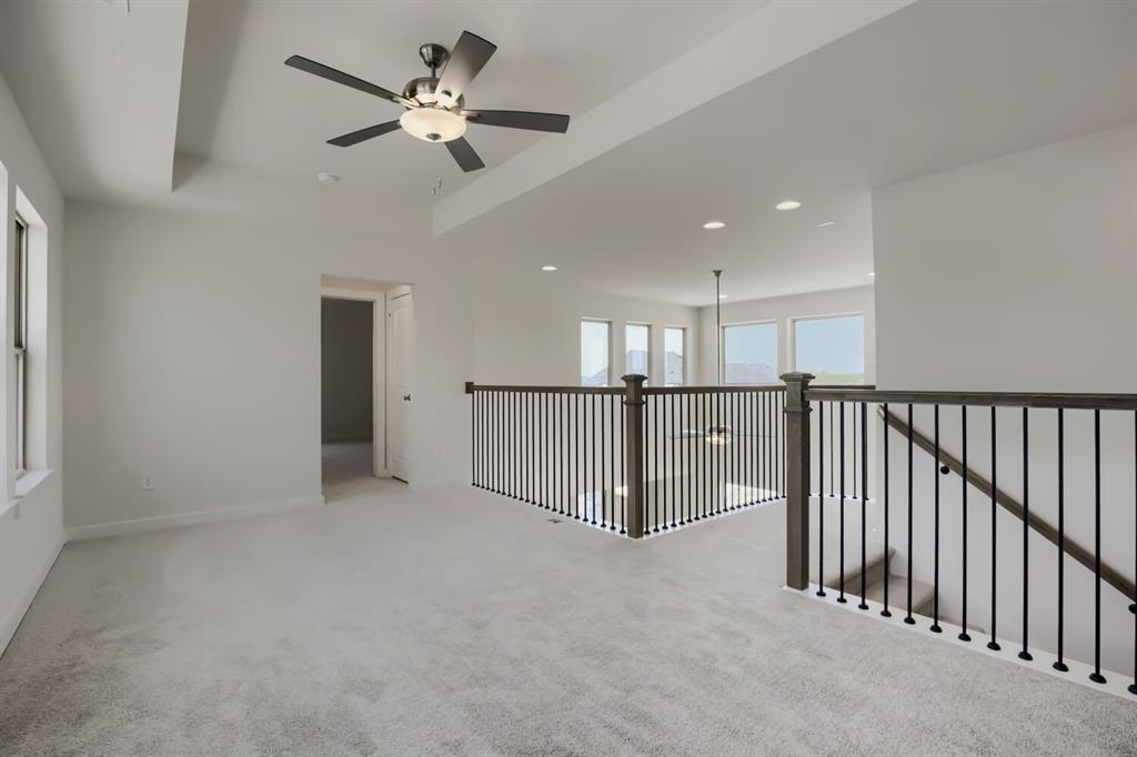 828 Stone Grove Road Property Photo 8