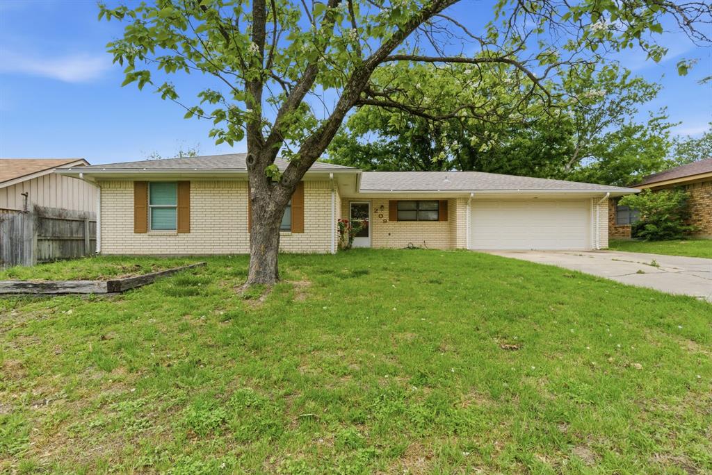 209 Moonlight Trail Property Photo 1