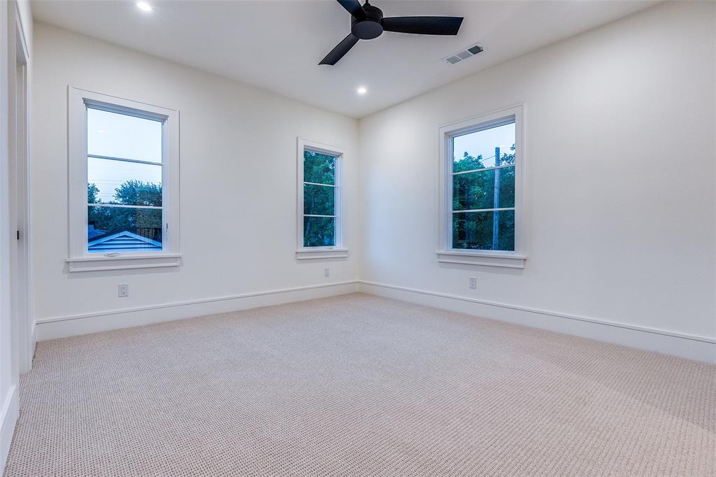 3935 Hawick Lane Property Photo 22
