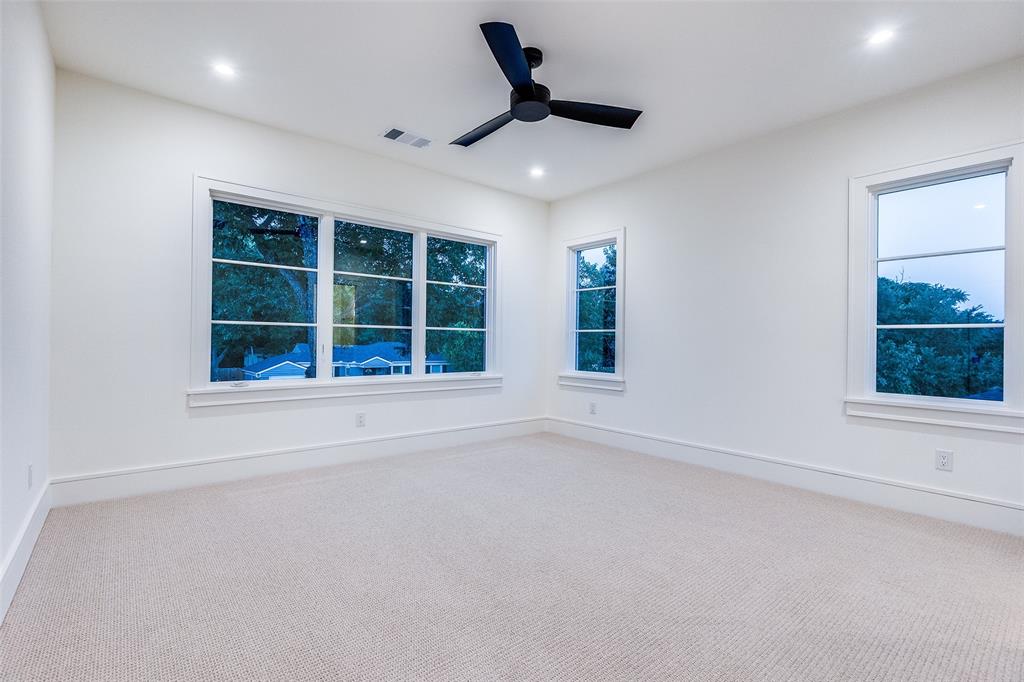 3935 Hawick Lane Property Photo 26