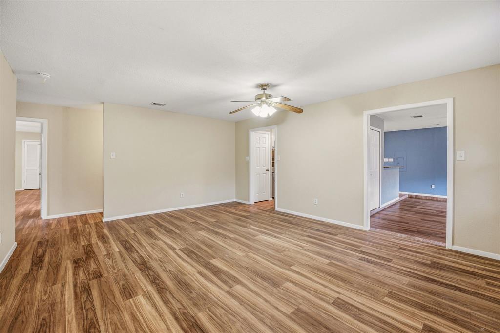 1602 Marie Terrace Property Photo 4