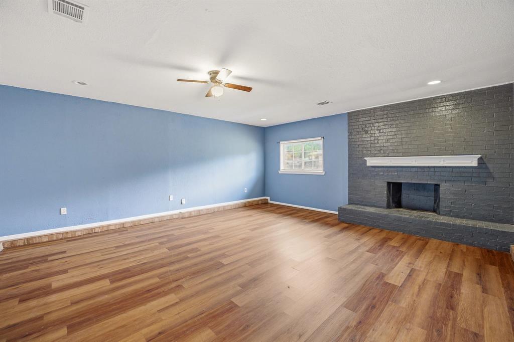 1602 Marie Terrace Property Photo 7