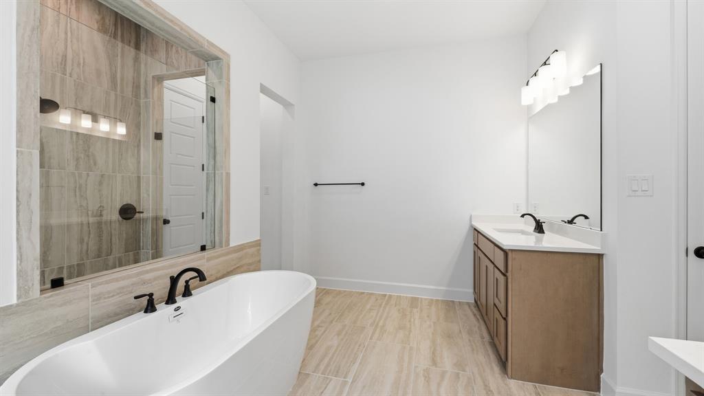 2212 Junction Drive Property Photo 7